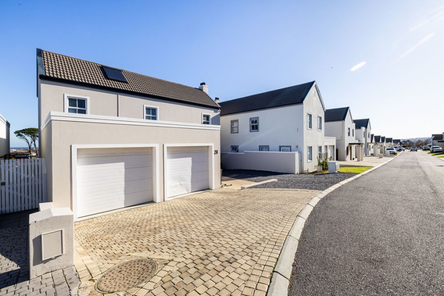 3 Bedroom Property for Sale in Dennegeur Western Cape